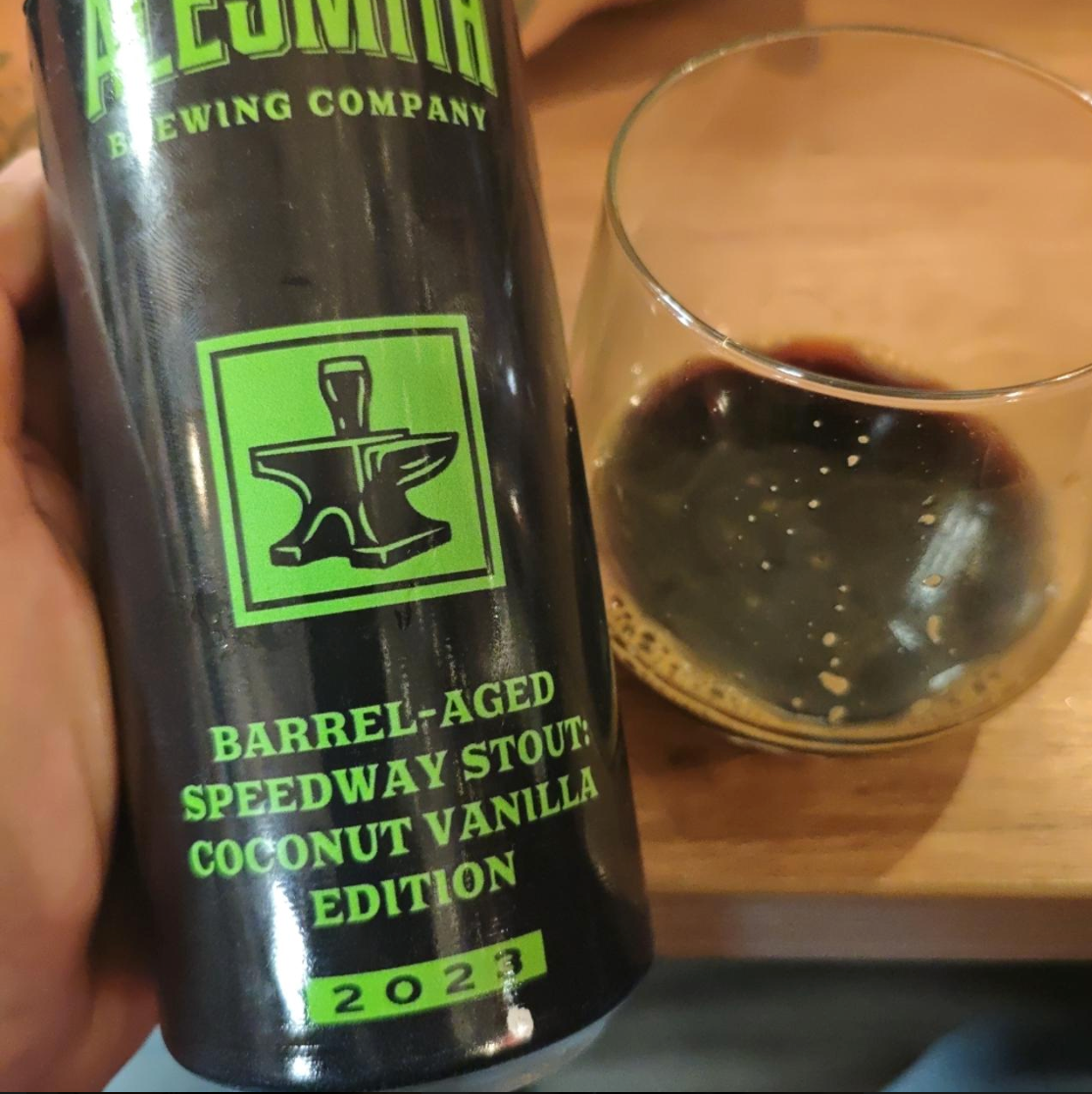 AleSmith – Barrel-Aged Speedway Stout: Coconut Vanilla Edition (2023)

ABV: 13,2 % | Stil: Imperial / Double Coffee Stout | Untappd: 4,18

En stor, mørk og dekadent udgave af AleSmiths legendariske Speedway Stout. Denne 2023-vintage har fået længere tids lagring på bourbonfade og er derefter tilsat kaffe, ristet kokos samt en blanding af Madagascar- og Tahiti-vanilje. Resultatet er en kraftfuld dessertstout med kaffe, bourbon og mørke ristede noter i bunden og masser af kokos og vanilje ovenpå.