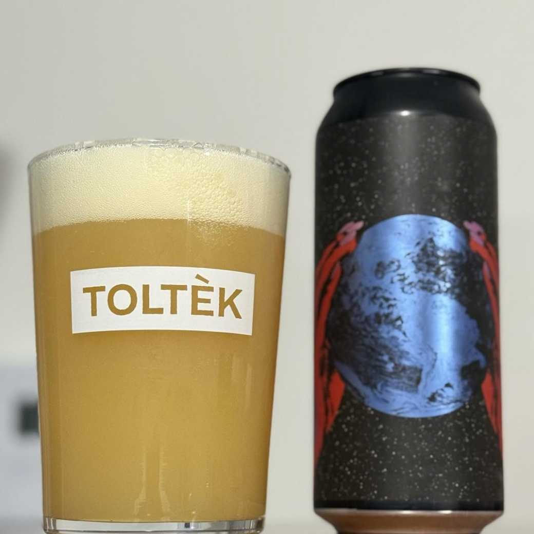 All My Friends Beer Co × Lyric Brewing - Overlord
ABV: 8,0 % | Untappd: 4,31

Overlord er en saftig og aromatisk Double New England IPA skabt i samarbejde mellem All My Friends Beer Co og Lyric Brewing, med et frugtrigt og humlerigt udtryk.