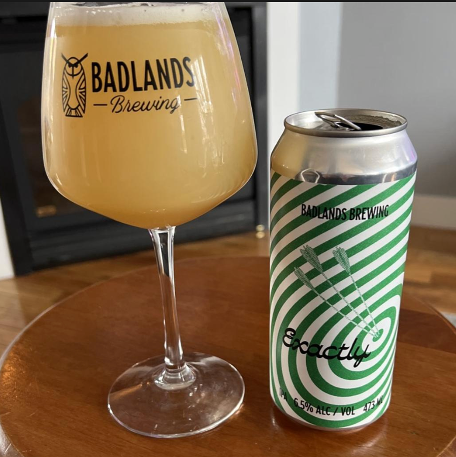 Badlands Brewing Company – Exactly (2026)

ABV: 6,5 % | Stil: New England IPA | Untappd: 4,21

En IPA brygget præcis som Badlands selv vil have den. Klassisk, aromatisk og med fokus på rene humlenoter fremfor overdreven haze eller sødme.