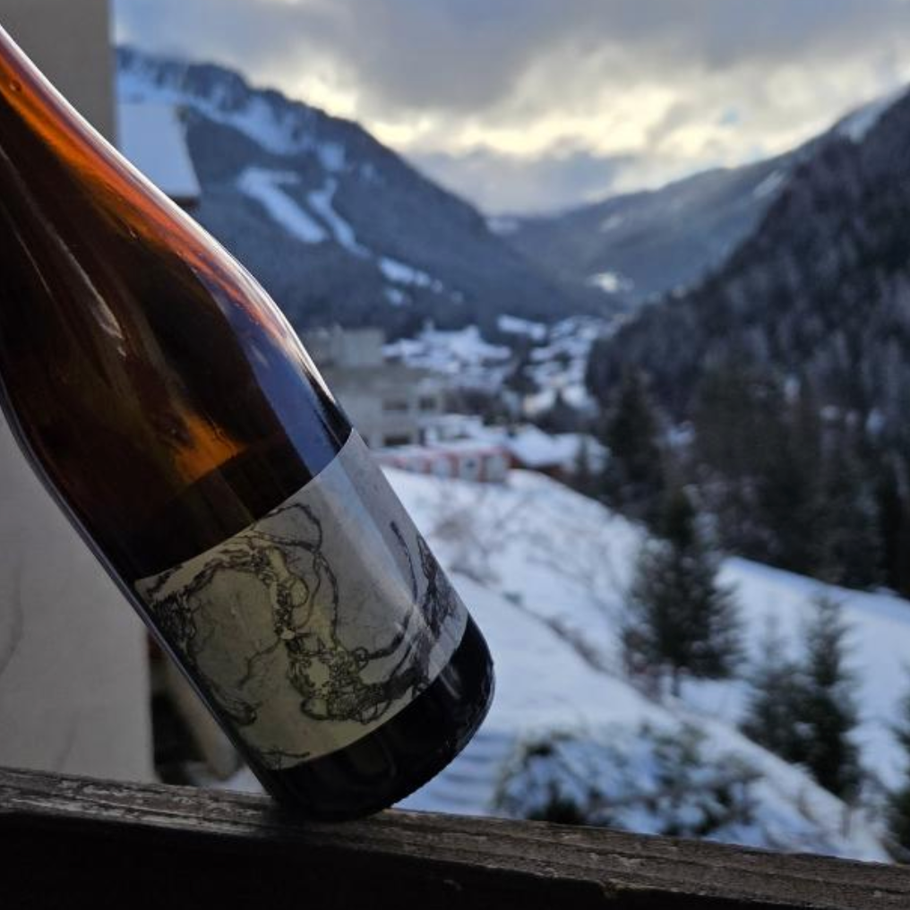 Barreled Souls Brewing Company – 6yr Old Fitzgerald Bourbon Barrel-Aged Big Bang (2025)
ABV: 15,4 % | Stil: Barrel-Aged Imperial Stout | Untappd: 4,43

En monumental, barrel-aged imperial stout med masser af dybde, varme og kompleksitet – resultatet af lang lagring på 6-årige Fitzgerald bourbonfade, som tilfører varme, træ og boozy elegance til et allerede kraftfuldt udtryk.