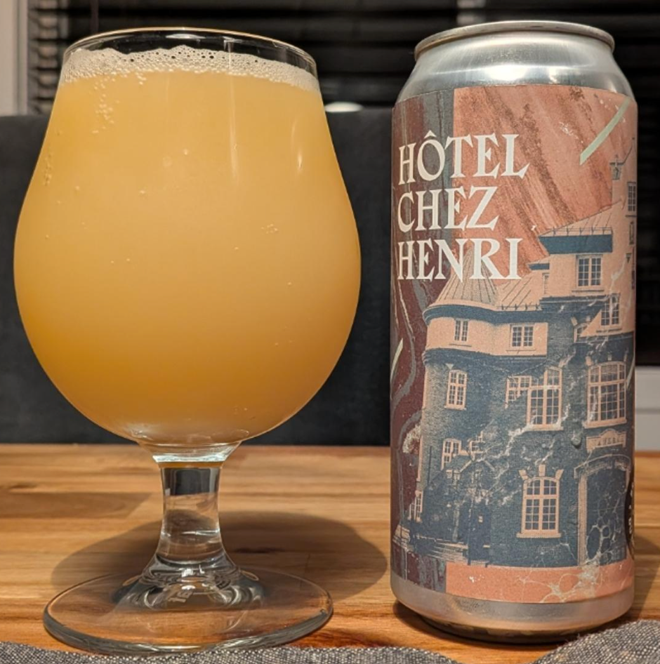 Brasserie du Bas-Canada – Hotel Chez Henri

ABV: 7,1 % | Stil: New England IPA | Untappd: 4,24

En klassisk Bas-Canada NEIPA med tydelig NZ-profil. Blød, aromatisk og med fokus på balance fremfor ekstrem tyngde.