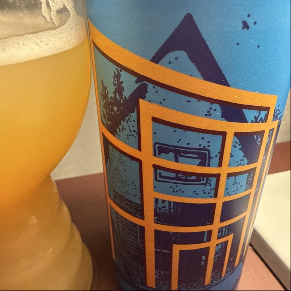Brasserie du Bas-Canada × Track Brewing Company – Matchstick

ABV: 7,4 % | Stil: New England IPA | Untappd: 4,22

Matchstick er en intens og aromatisk IPA fra canadiske Brasserie du Bas-Canada, brygget i samarbejde med engelske Track Brewing Company. Med 7,4 % alkohol og en imponerende humlepakke er der lagt op til en saftig IPA med masser af karakter.

Bryggerierne har kombineret Citra, Nelson Sauvin, Motueka, Eggers Special, Citra Dynaboost og Citra Cryo. En spændende blanding af amerikanske og newzealand