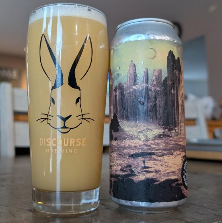 Brasserie du Bas Canada – Destination
ABV: 7,0 % | Untappd: 4,22

Destination er en levende og frugtig New England IPA, hvor Brasserie du Bas Canada viser sin evne til at kombinere tropisk intensitet med blød balance og aromatisk dybde.