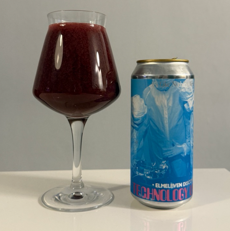 Technology Unknown er en fyldig og cremet smoothie sour / pastry sour fra Elmeleven i Sverige. Den hælder i en dyb rød-lilla nuance, og har en tæt, næsten shake-agtig mundfølelse.