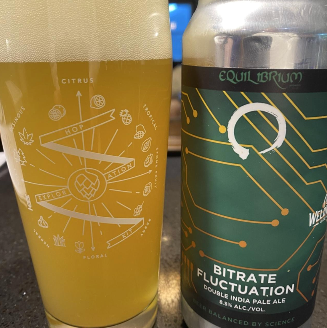 Equilibrium Brewery x WeldWerks Brewing – Bitrate Fluctuation (2026)

ABV: 8,5 % | Stil: Imperial / Double New England IPA | Untappd: 4,05

En opdateret version af deres klassiske Bitrate Fluctuation-collab, hvor Equilibrium og WeldWerks igen går all-in på “saturated” haze med massiv humle og blød mundfølelse.