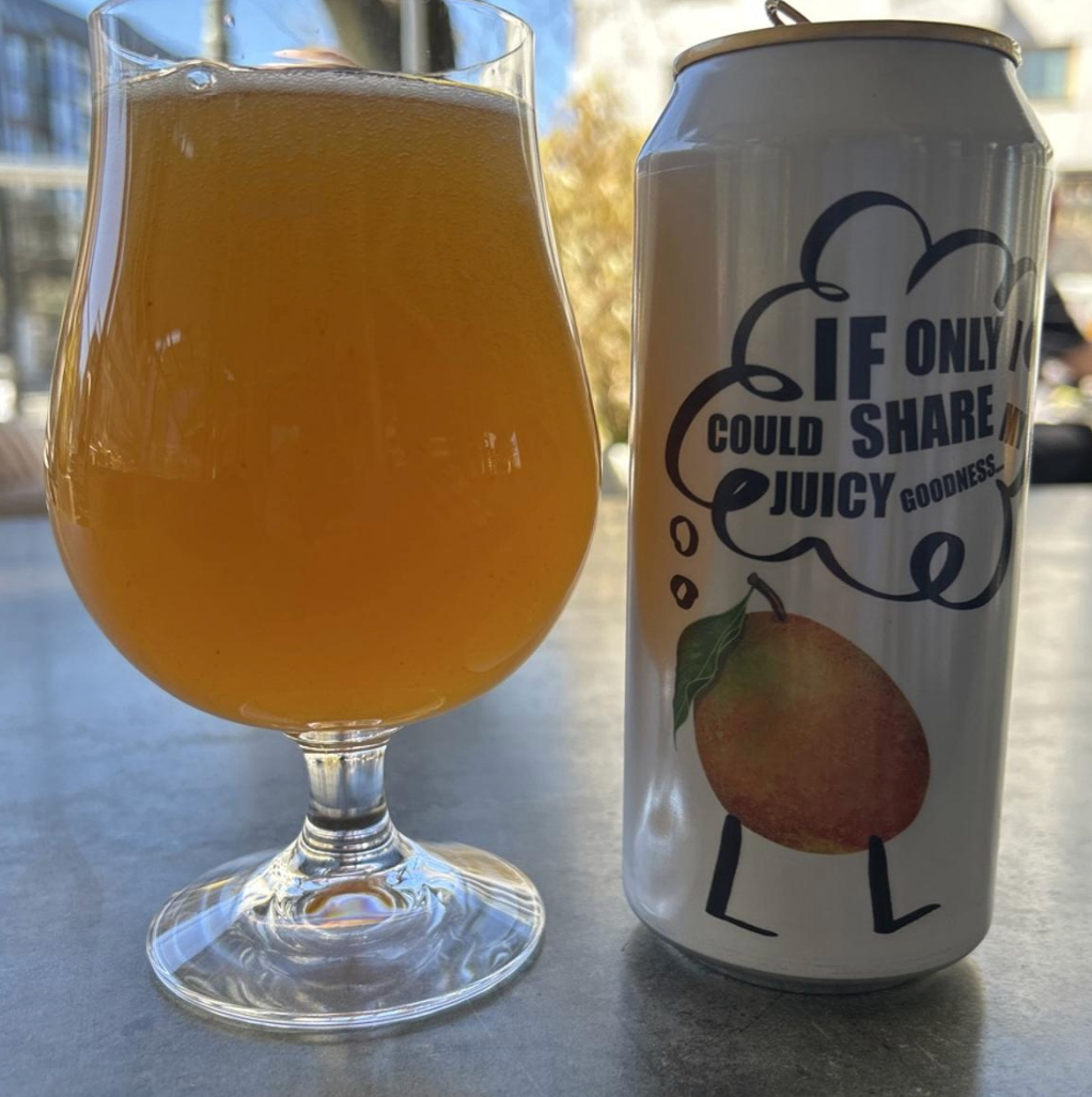 Fermenterarna – If Only I Could Share My Juicy Goodness

ABV: 8,0 % | Stil: Fruited Sour | Untappd: 3,74

En frugtdrevet sour fra Fermenterarna med masser af saftig frugtkarakter og en blød, dessertagtig krop. Øllen er brygget med laktose og har mere fokus på fylde og frugt end på skarp syrlighed.