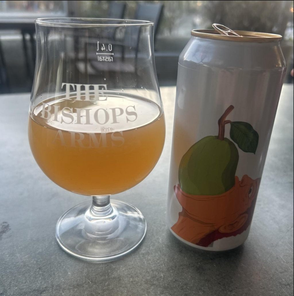 Fermenterarna – The Peel Deal

ABV: 5,6 % | Stil: Fruited Sour | Untappd: 3,79

En frisk og frugtdrevet sour fra Fermenterarna brygget med guava, mandarin, calamansi og kokos. En tropisk og citruspræget sour, hvor eksotisk frugt møder en blød, afrundet fylde.