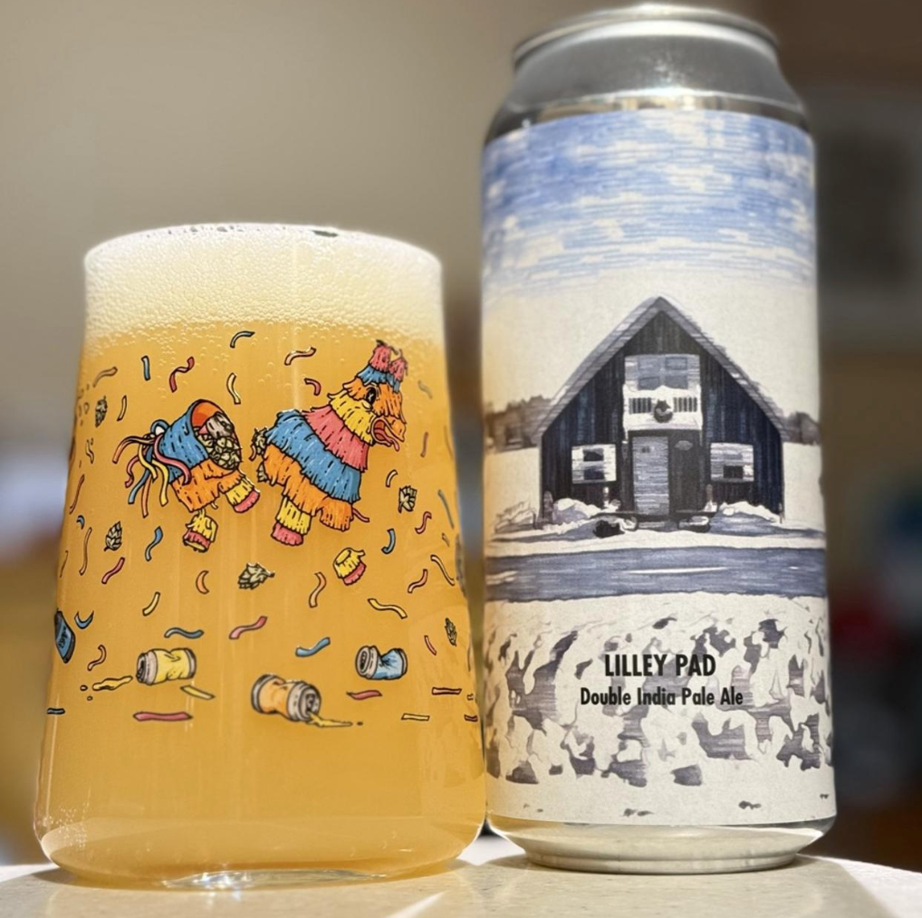 Fidens Brewing Co Lilley Pad
ABV: 7,9 % | Untappd: 4,40

Lilley Pad er en saftig IPA med masser af tropisk frugtkarakter og en blød, behagelig bitterhed som balancerer øllets fyldige aromaer.