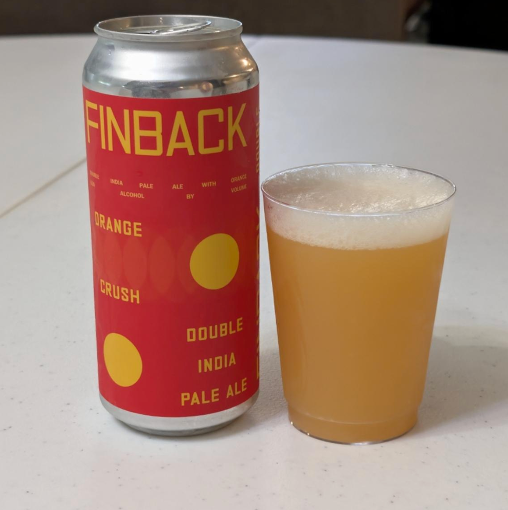 Finback Brewery x RaR Brewing – Orange Crush

ABV: 8,3 % | Stil: Fruited Double IPA | Untappd: 4,19

Orange Crush er et samarbejde mellem Finback Brewery og RaR Brewing. Denne frugtige Double IPA er brygget med mandarin og blodappelsin og dobbelttørhumlet med Citra og Mosaic. Resultatet er en saftig humlebombe, hvor frisk citrus og tropisk humle smelter sammen i en silkeblød og utrolig drikkevenlig oplevelse.