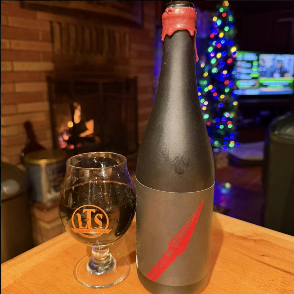 Forager Brewery – Jevne Javelin
ABV: 14,5 % | Stil: Imperial pastry stout | Untappd: 4,47

En dyb, dessertagtig og kraftfuld imperial stout med lag på lag af sødme, ristede toner og fyldige adjunct-elementer, som giver en intens og kompleks oplevelse.