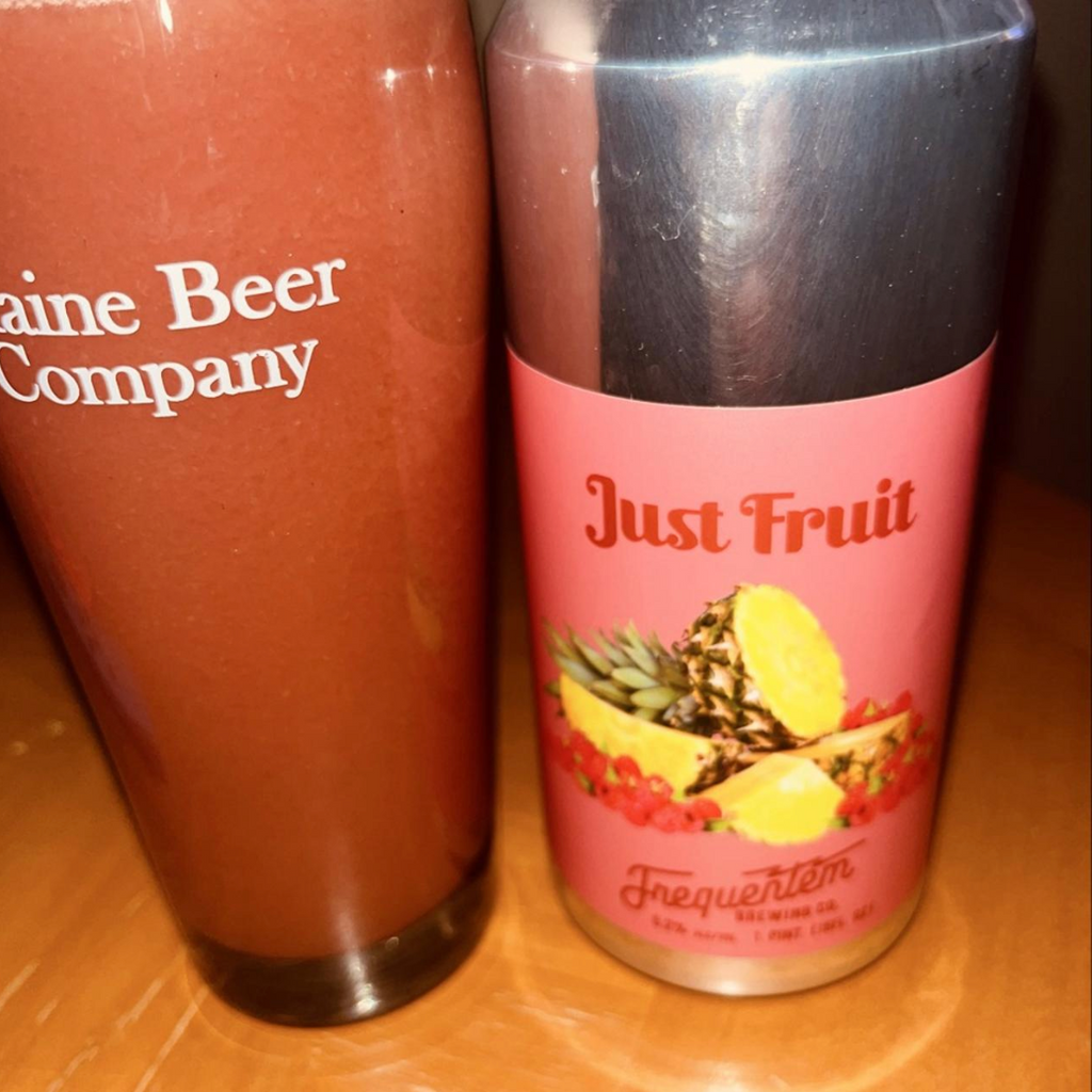 Frequentem Brewing Co. – Just Fruit: Raspberry & Pineapple

ABV: 5,6 % | Stil: Fruited Sour / Smoothie Sour | Untappd: 4,37

En klassisk Just Fruit smoothie sour fra Frequentem Brewing Co., hvor fokus er ren frugt og maksimal fylde. Øllen er brygget med store mængder hindbær og ananas, hvilket giver en tyk, syrlig og “jammy” profil