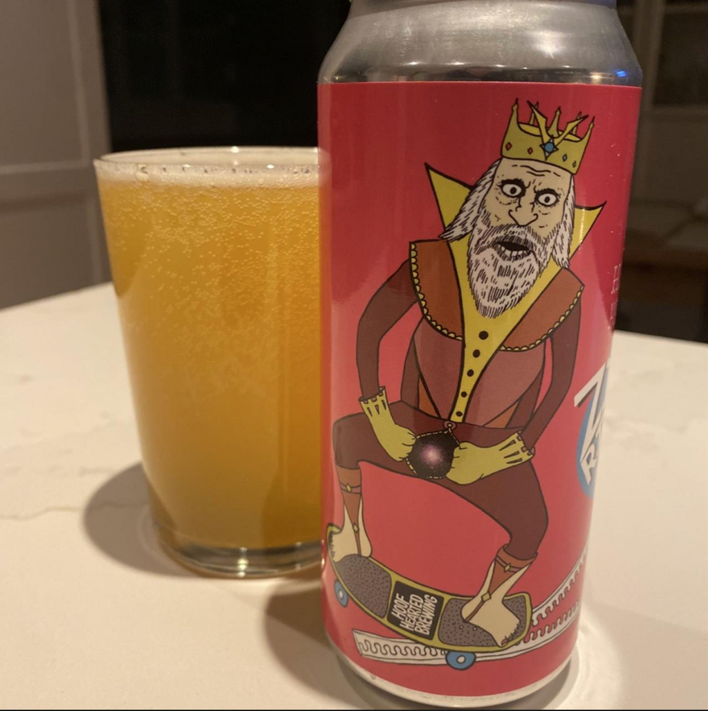 Hoof Hearted Brewing – Zipper Ripper
ABV: 8,5 % | Stil: Imperial / Double New England IPA | Untappd: 4,21

En kraftig og humledrevet DIPA fra Hoof Hearted, brygget med store mængder humle og tilsat vildblomsthonning, som giver ekstra fylde og en let sødme i kroppen. Resultatet er en intens, juicet hazy IPA med masser af frugt og en rund mundfølelse.