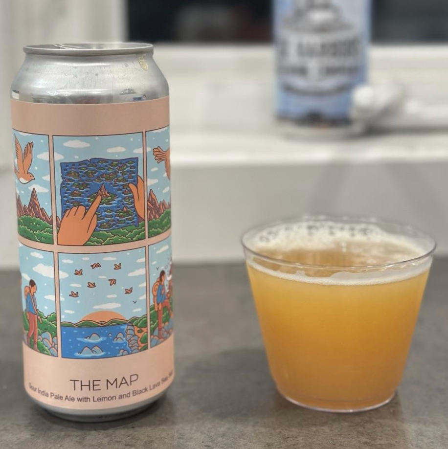 Hudson Valley Brewery – The Map

ABV: 7,0 % | Stil: IPA – Sour | Untappd: 4,27

En klassisk Hudson Valley sour IPA brygget med hvede, havre og laktose samt citron og sort lavsalt. Humlet med Citra og Nelson, hvilket giver en skarp, syrlig og let vinøs profil med masser af friskhed.