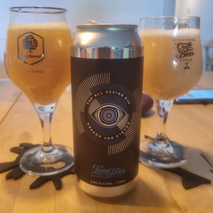 Long Live Beerworks – DDH The All Seeing Eye

ABV: 8,4 % | Stil: Double New England IPA | Untappd: 4,33

En double dry-hopped version af deres klassiker The All Seeing Eye. Her er der skruet op for alt: mere humle, mere aroma og en endnu mere mættet haze-profil.