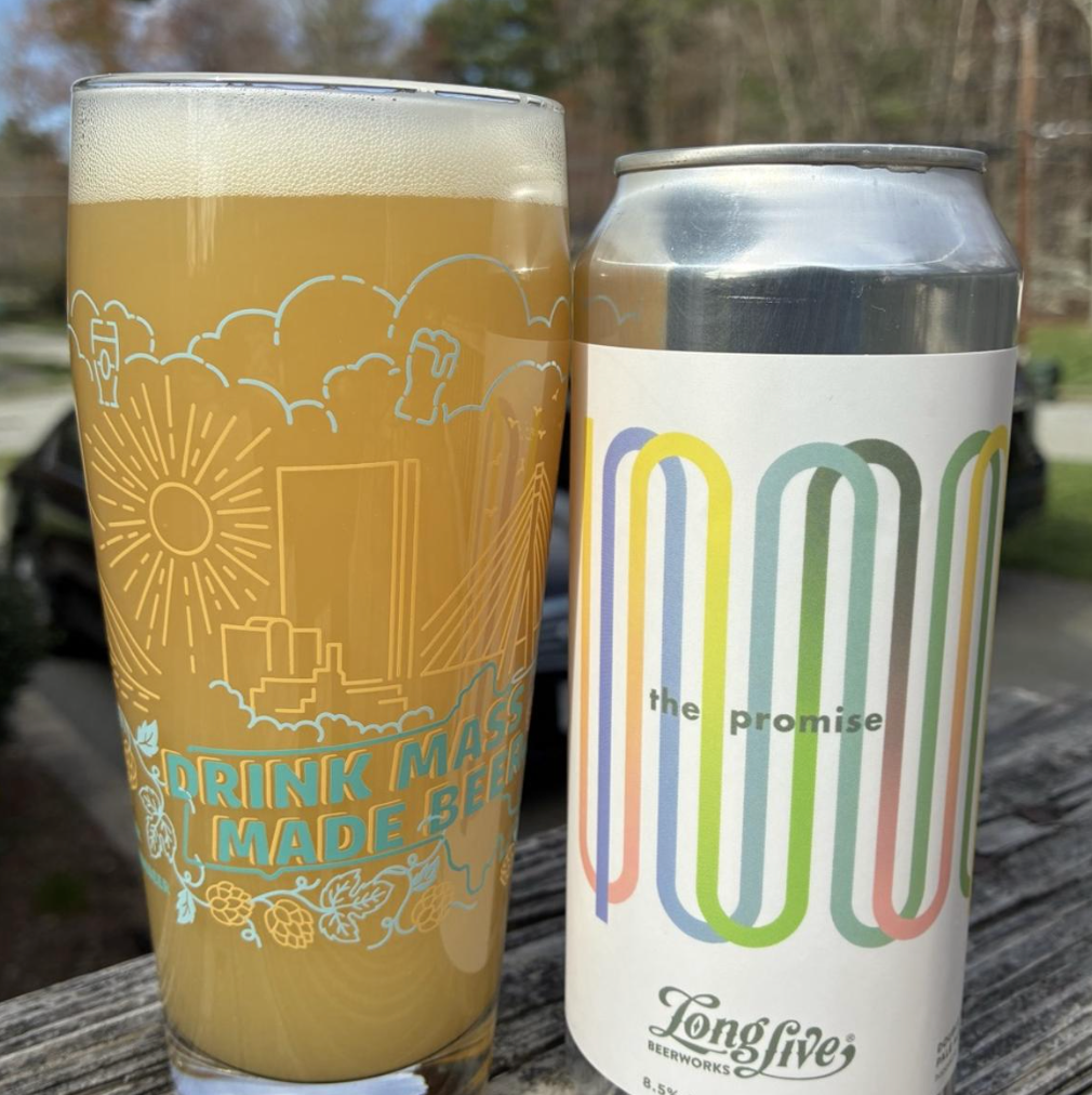 Long Live Beerworks – The Promise

ABV: 8,5 % | Stil: Double New England IPA | Untappd: 4,20

En klassisk LLBW DIPA, hvor der bliver spillet på ren, balanceret haze fremfor ekstrem sødme. Stadig intens, men med lidt mere struktur end mange i samme kategori.&nbsp;