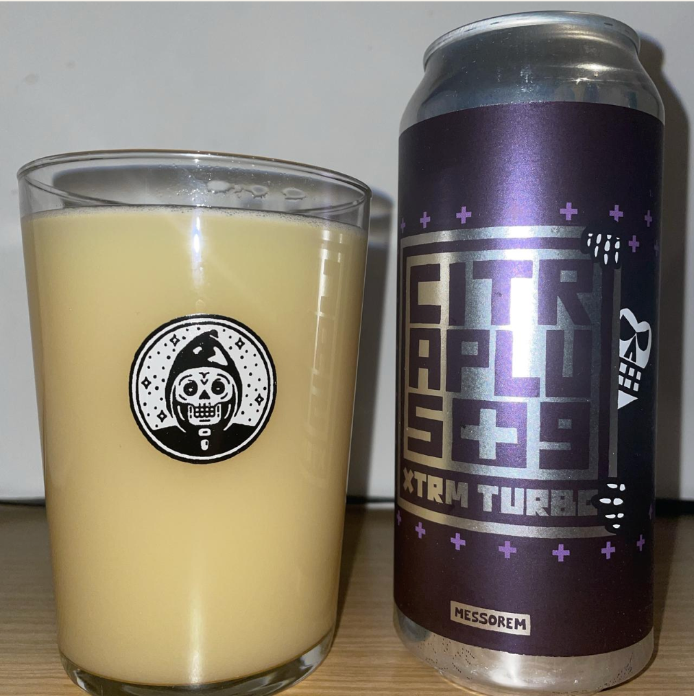 Messorem – CitraPlus9 XTRM Turbo
ABV: 6,6 % | Stil: New England / Hazy IPA | Untappd: 4,22

En kraftfuld og aromatisk dobbelt NEIPA, hvor massiv brug af Citra-humle giver fokus på tropisk frugt, saftighed og humleintensitet i hver tår.