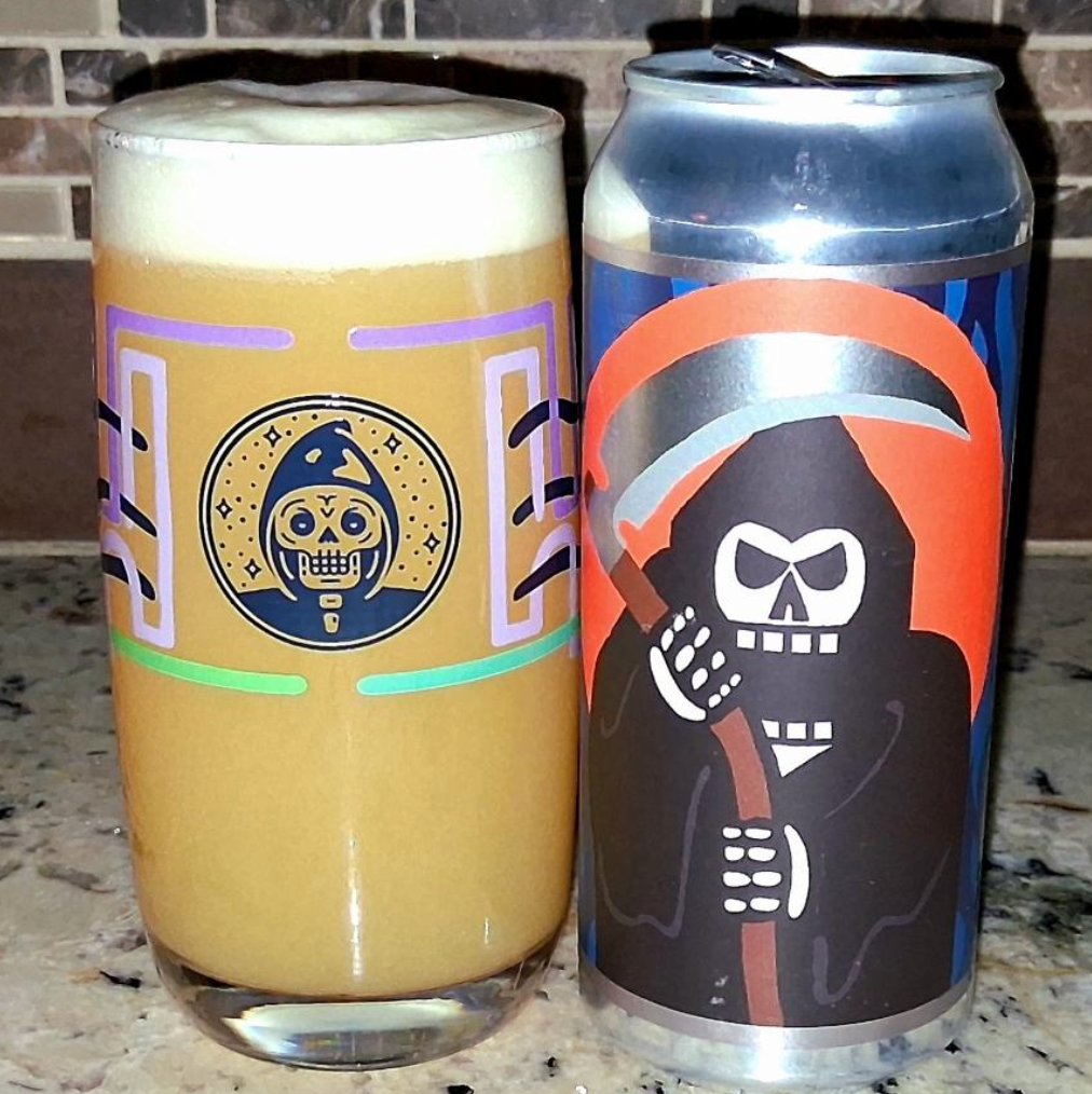 Messorem – Destructio #0002
ABV: 8,5 % | Stil: Imperial / Double New England / Hazy IPA | Untappd: 4,31

En kraftfuld og saftig double NEIPA fra Messorem, der kombinerer generøs humle, tropiske frugtnuancer og en blød mundfølelse til en moderne og aromatisk oplevelse.