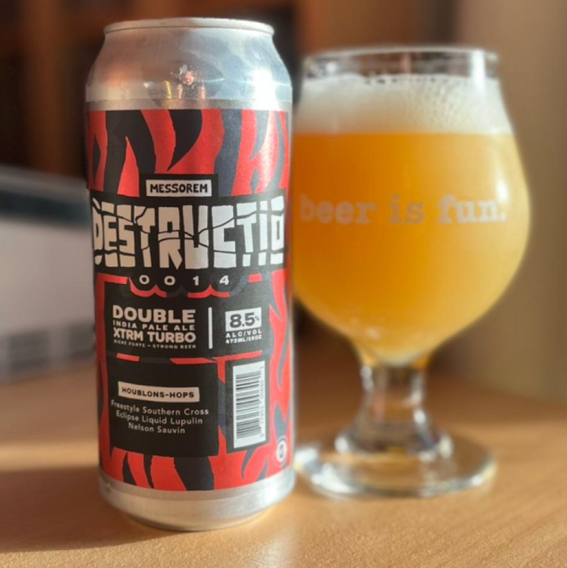 Messorem – Destructio 0014

ABV: 8,5 % | Stil: Imperial / Double New England / Hazy IPA | Untappd: 4,28

Destructio 0014 er endnu en kraftfuld og humlemættet Double IPA fra canadiske Messorem Bracitorium i Montréal. Bryggeriets Destructio-serie er skabt til ølentusiaster, der elsker moderne Hazy DIPA'er med masser af aroma, saftig frugt og spændende humlekombinationer. I denne udgave har Messorem sammensat en humlepakke bestående af Freestyle Southern Cross fra New Zealand, australske Eclipse Liquid Lupulin