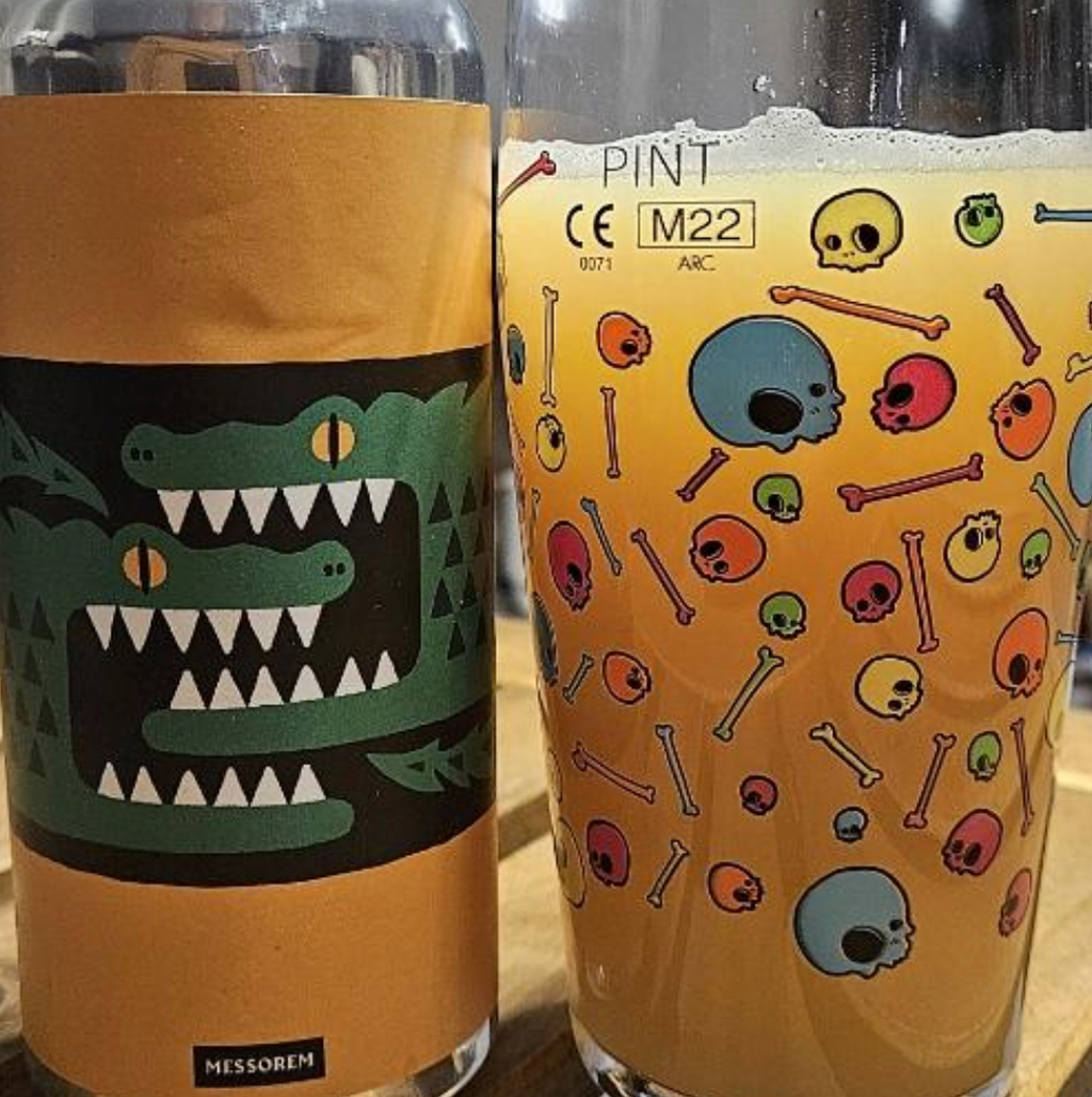 Messorem – Lance aux Crocros
ABV: 7,3 % | Untappd: 4,27

Lance aux Crocros er en saftig og aromatisk IPA, hvor Messorem folder tropiske humlenoter ud i en levende, frugtagtig og balanceret profil.