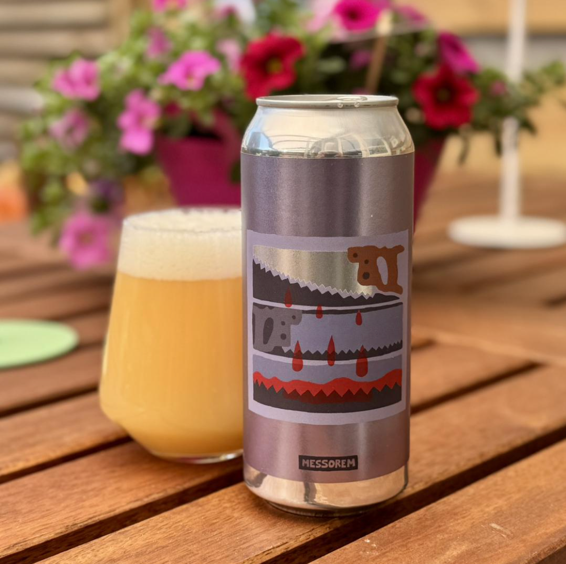 Messorem – Scie You Later XTRM TURBO

ABV: 6,8 % | Stil: New England IPA | Untappd: 4,23

En “XTRM Turbo”-version af deres Scie You Later, stadig klassisk Messorem haze, men med ekstra fokus på aromatisk punch og moderne humle.