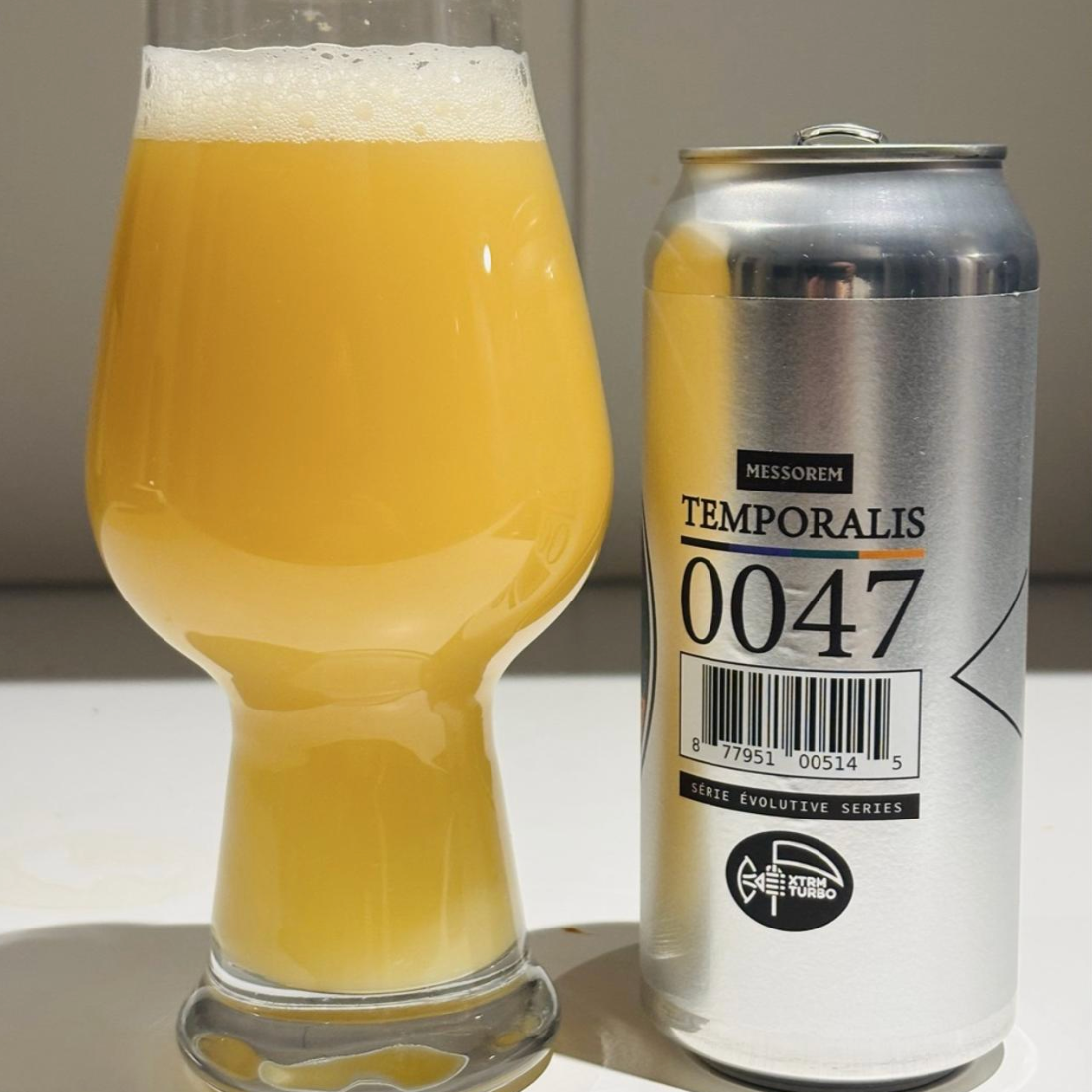 Messorem – Temporalis #0047
ABV: 10,0 % | Stil: Triple New England / hazy IPA | Untappd: 4,41

En kraftfuld og saftig triple NEIPA fra Messorem med massiv humleprofil og fyldig frugtkarakter, hvor aroma og balance er i fokus i hvert glas.
