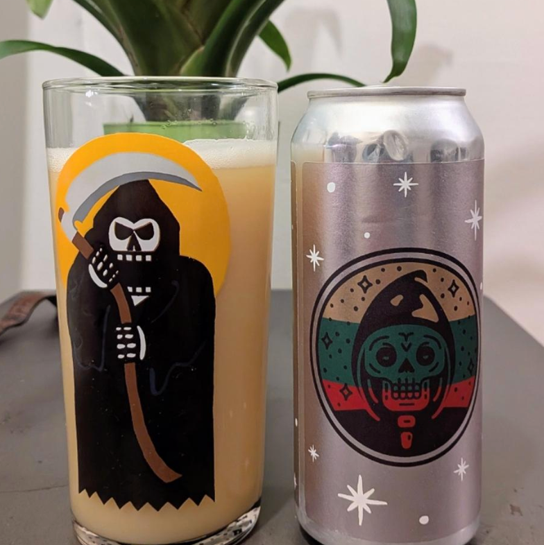 Messorem – Temporalis #0049
ABV: 10,0 % | Stil: Triple New England / Hazy IPA | Untappd: 4,44

En massiv og aromatisk TIPA fra Messorem i deres Temporalis-serie, hvor moderne humler giver et intenst, saftigt og frugtdrevet udtryk med stor fylde og blød mundfølelse. Serien er kendt for kraftige hazy IPA’er omkring 10 % ABV med høj aromaintensitet.