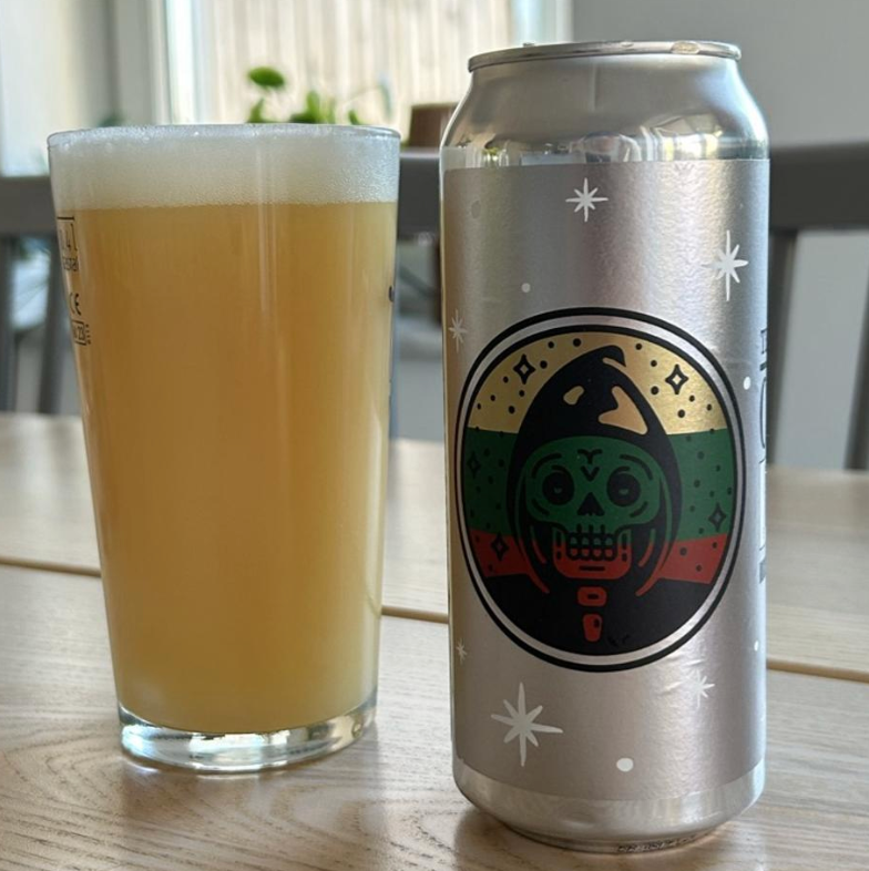 Messorem – Temporalis #0049
ABV: 10,0 % | Stil: Triple New England / Hazy IPA | Untappd: 4,44

En massiv og aromatisk TIPA fra Messorem i deres Temporalis-serie, hvor moderne humler giver et intenst, saftigt og frugtdrevet udtryk med stor fylde og blød mundfølelse. Serien er kendt for kraftige hazy IPA’er omkring 10 % ABV med høj aromaintensitet.