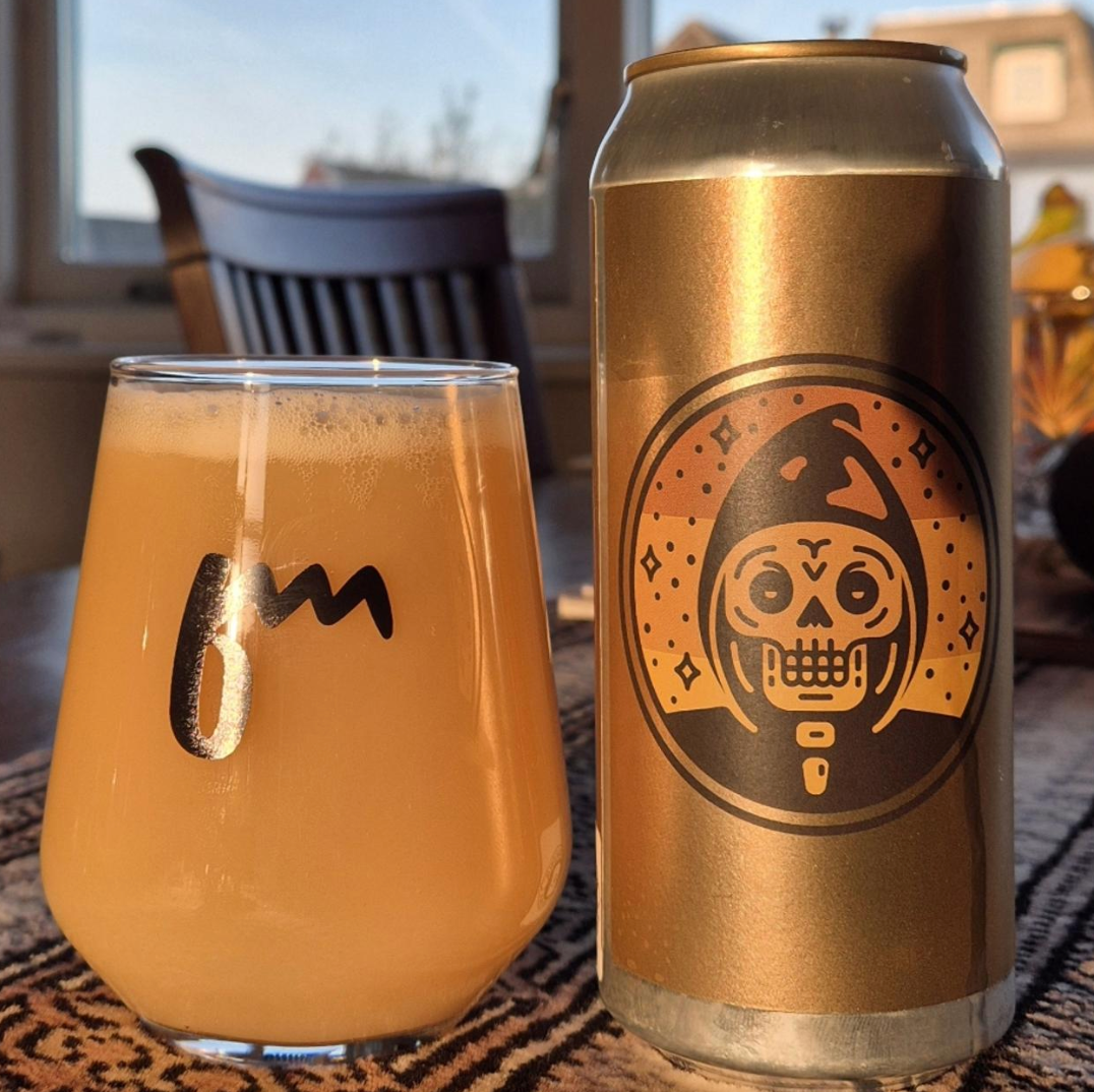 Messorem – Temporalis #0050
ABV: 10,0 % | Stil: Triple New England / Hazy IPA | Untappd: 4,57

En massiv og aromatisk TIPA fra Messorem i deres Temporalis-serie, hvor moderne humlesorter giver et intenst, frugtdrevet og silkeblødt udtryk med høj aromaintensitet.