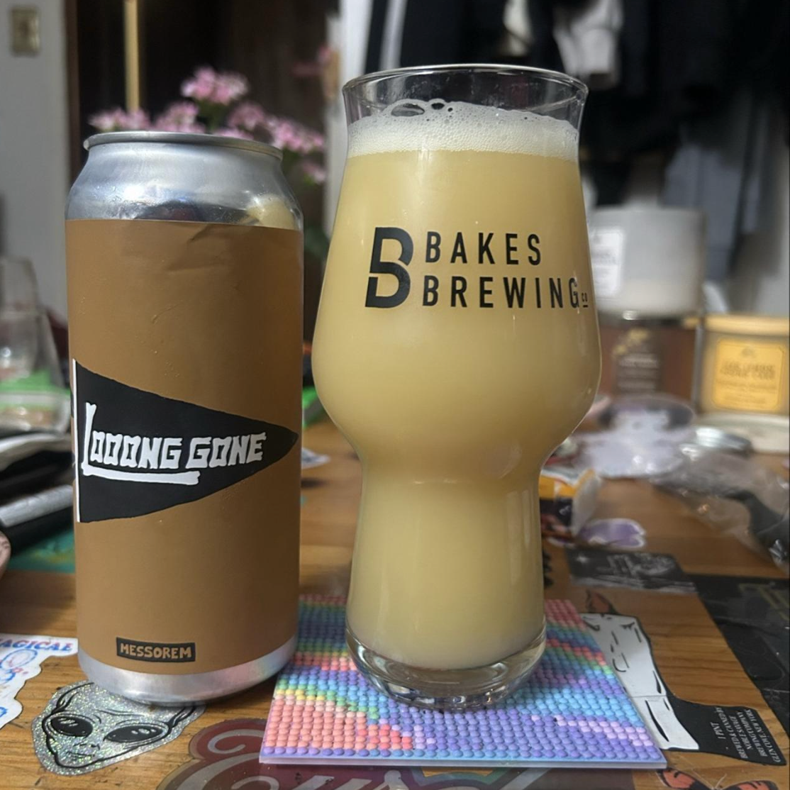 Messorem x Bakes Brewing Company – Looong Gone

ABV: 8,5 % | Stil: Double New England IPA | Untappd: 4,37

Et samarbejde mellem Messorem og Bakes Brewing Company, hvor fokus er lagt på New Zealand-humler i absolut topklasse. Looong Gone er brygget med Motueka Hyperboost, Freestyle Motueka og Freestyle Nelson Sauvin, hvilket skaber en eksplosiv DIPA med lime, tropisk frugt og den karakteristiske vinøse Nelson-karakter.