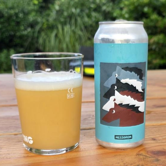 Messorem x Esker Hart x Twin Elephant x Autodidact Beer – Conquest : Death

ABV: 8,5 % | Stil: Double New England IPA | Untappd: 4,38

Conquest : Death er et storslået samarbejde mellem Messorem, Esker Hart Artisan Ales, Twin Elephant Brewing Company og Autodidact Beer. Denne Double New England IPA er humlet med Eggers Nelson Sauvin, Anchovy, Citra, Citra Cryo, Citra Dynaboost og Nelson Hop Kief – en humlesammensætning, der leverer maksimal aroma, enorm dybde og en silkeblød mundfølelse.