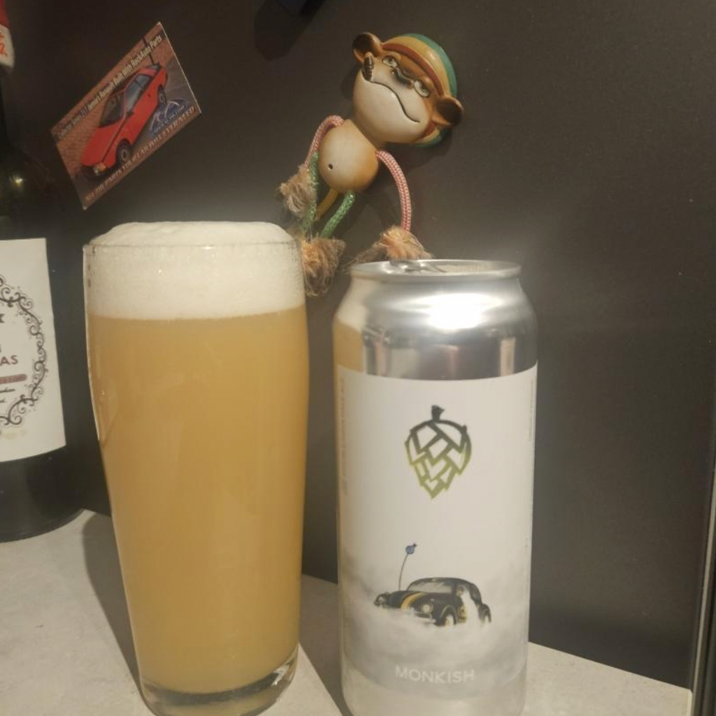 Monkish Brewing Co. – Foggy Window
ABV: 8,1 % | Untappd: 4,41

Foggy Window er en saftig og humlerig Double IPA, der hylder moderne humleeksplosioner med tropiske og citrusagtige noter i fokus.