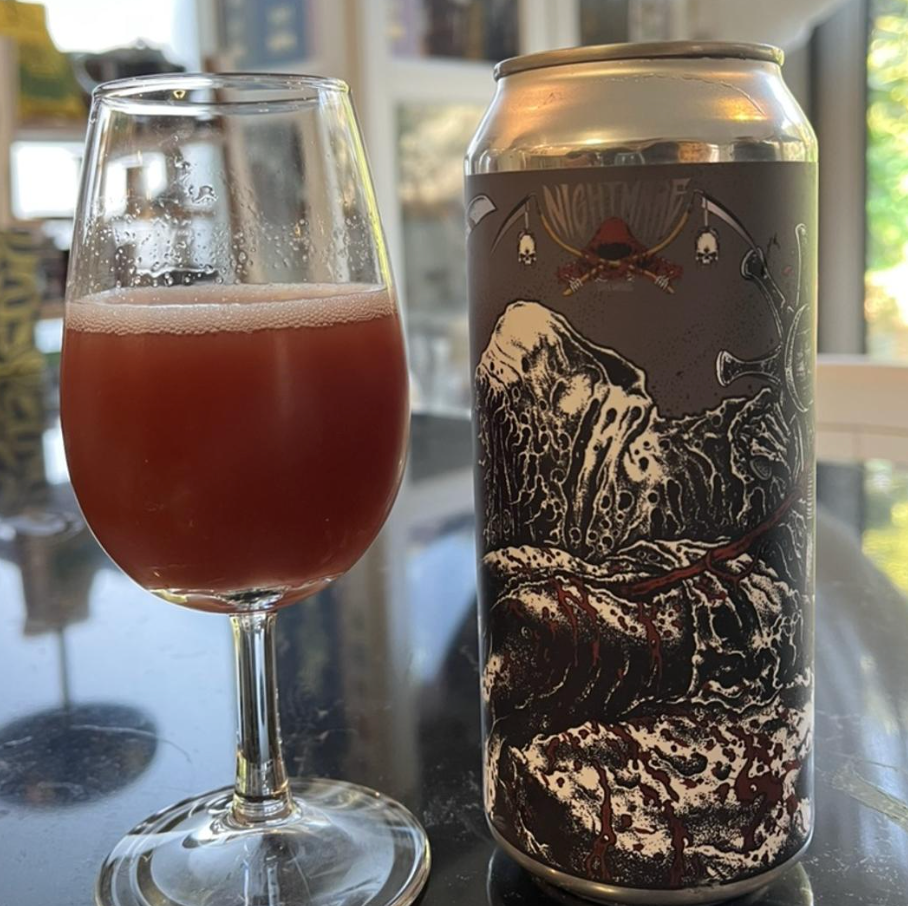 Nightmare Brewing Company – Windlass of Erasmus
ABV: 6,5 % | Stil: Sour – Fruited Gose | Untappd: 4,09

En levende og karakterfuld frugtgose fra Nightmare Brewing Company, hvor syrlig friskhed, bærintensitet og en snert af salt går hånd i hånd for en frisk og kompleks sour-oplevelse.