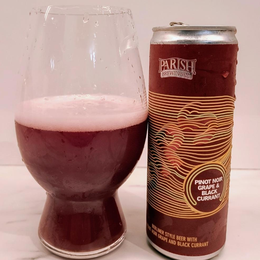 Parish Brewing Co – Sips: Pinot Noir Grape & Black Currant
ABV: 4,8 % | Stil: Fruited Berliner Weisse | Untappd: 4,04

En let og elegant frugt-inspireret Berliner Weisse, hvor vinøse druer og mørke bær mødes i et frisk, syrligt og meget drikbart udtryk.