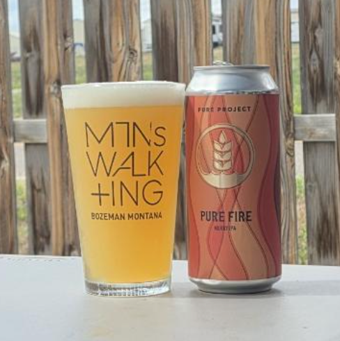 Pure Project Brewing x Firestone Walker Brewing Company – Pure Fire

ABV: 6,9 % | Stil: New England / Hazy IPA | Untappd: 4,04

Et samarbejde mellem Pure Project og Firestone Walker, hvor to af Californiens mest anerkendte bryggerier har skabt en moderne og humledrevet Hazy IPA. Pure Fire leverer masser af frisk citrus, tropisk frugt og en blød mundfølelse uden at blive tung eller overvældende.
