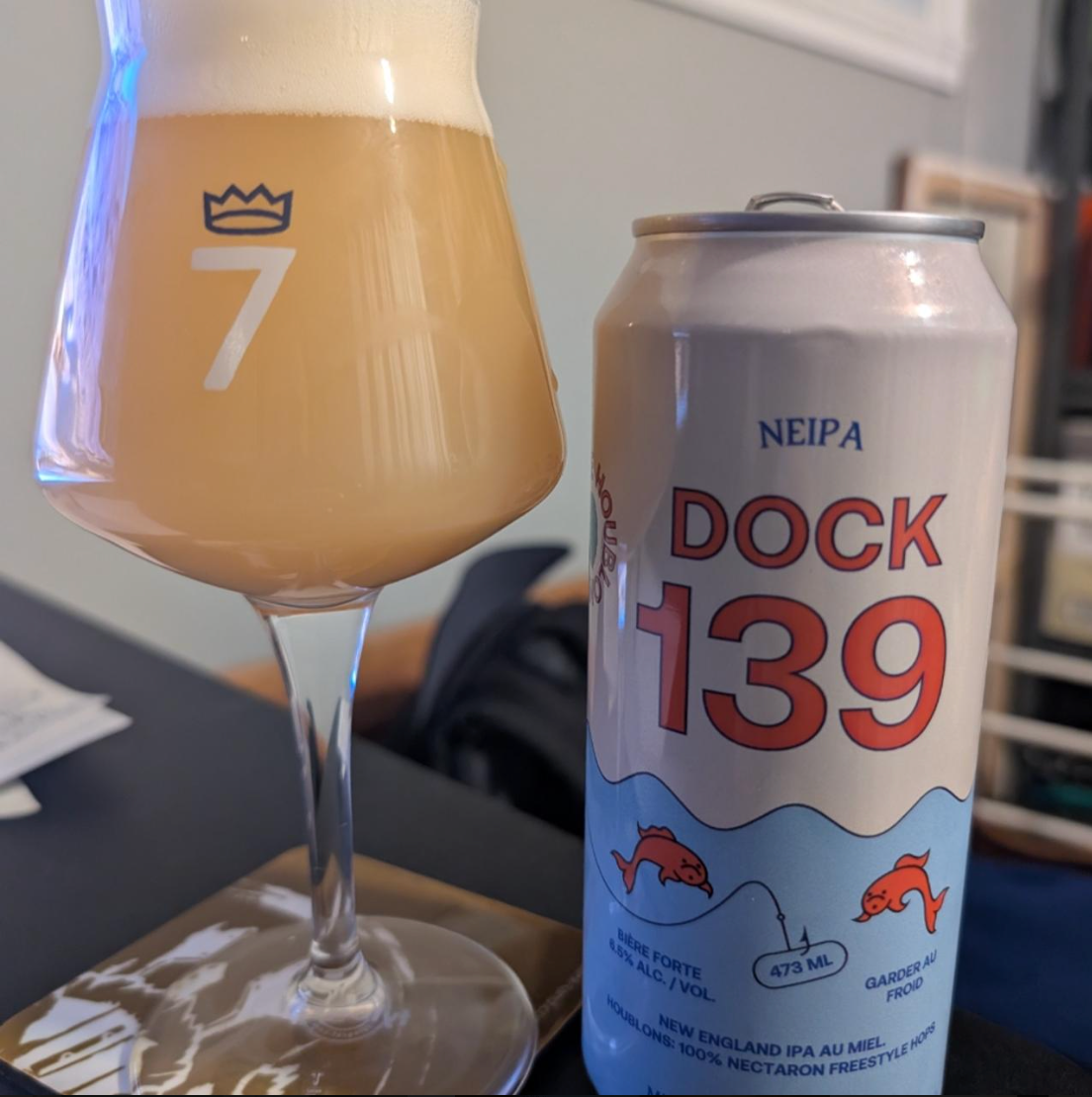 Le Ketch – Dock 139 (100% Freestyle Nectaron)

ABV: 6,5 % | Stil: New England / Hazy IPA | Untappd: 4,33

En single hop hazy IPA fra Le Ketch brygget med 100 % Freestyle Nectaron og honning. Fokus er på at fremhæve humlens fulde udtryk i en blød og aromatisk base.