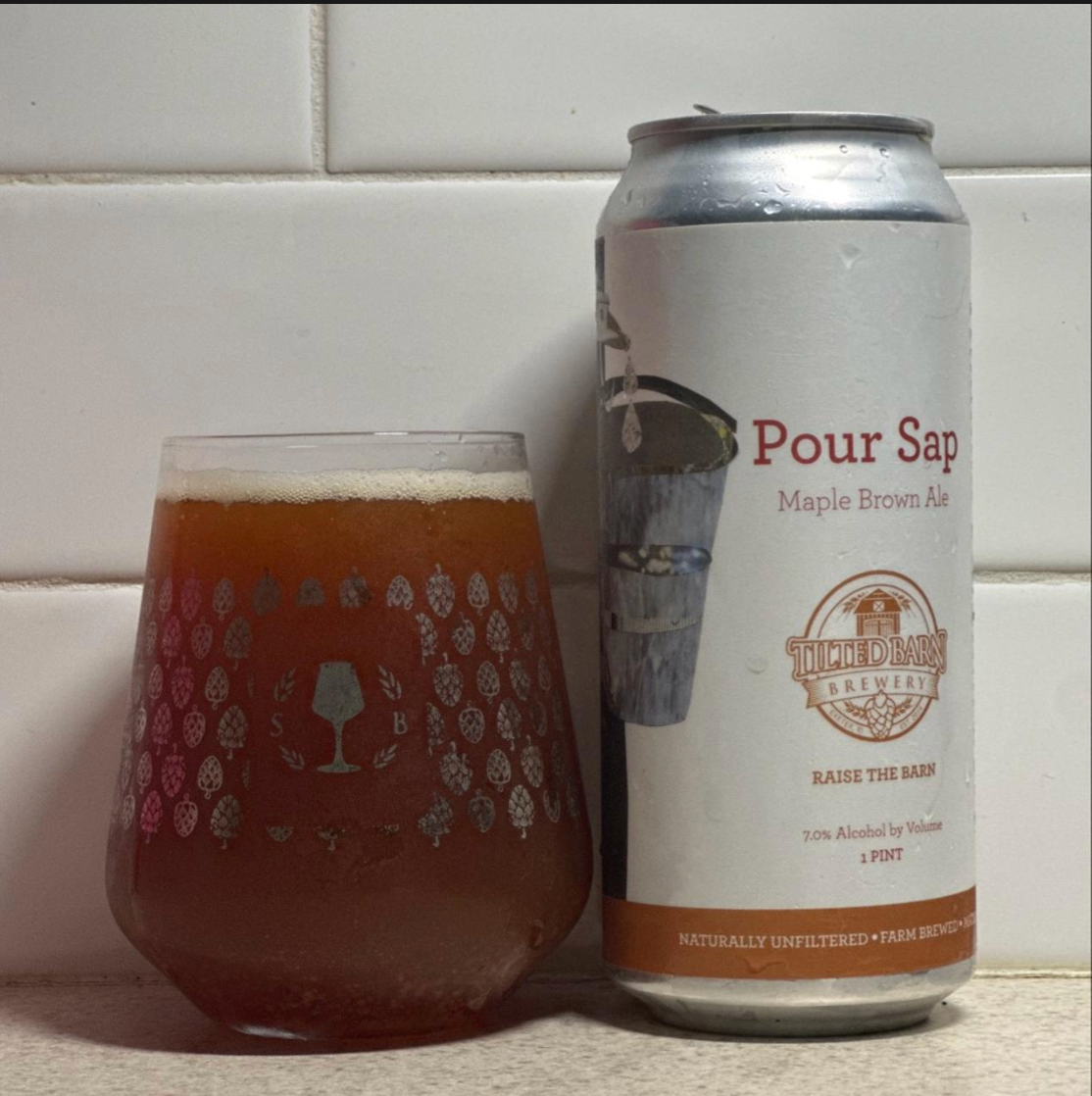 Tilted Barn Brewery – Pour Sap

ABV: 6,4 % | Stil: American Brown Ale | Untappd: 3,90

En American Brown Ale fra Tilted Barn Brewery brygget med lokal ahornsirup. Det giver en klassisk maltdrevet brown ale med en let sødme og et diskret strejf af maple.