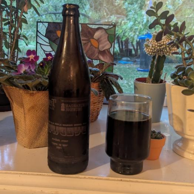 Transient Artisan Ales – Kamigoye

ABV: 13,0 % | Stil: Stout – Imperial / Double (Barrel Aged) | Untappd: 4,28

En fadlagret imperial stout fra Transient lagret på bourbonfade (bl.a. Weller). Den holder sig i den klassiske, ikke-pastry ende med fokus på malt, fad og dybde fremfor tilsætninger.