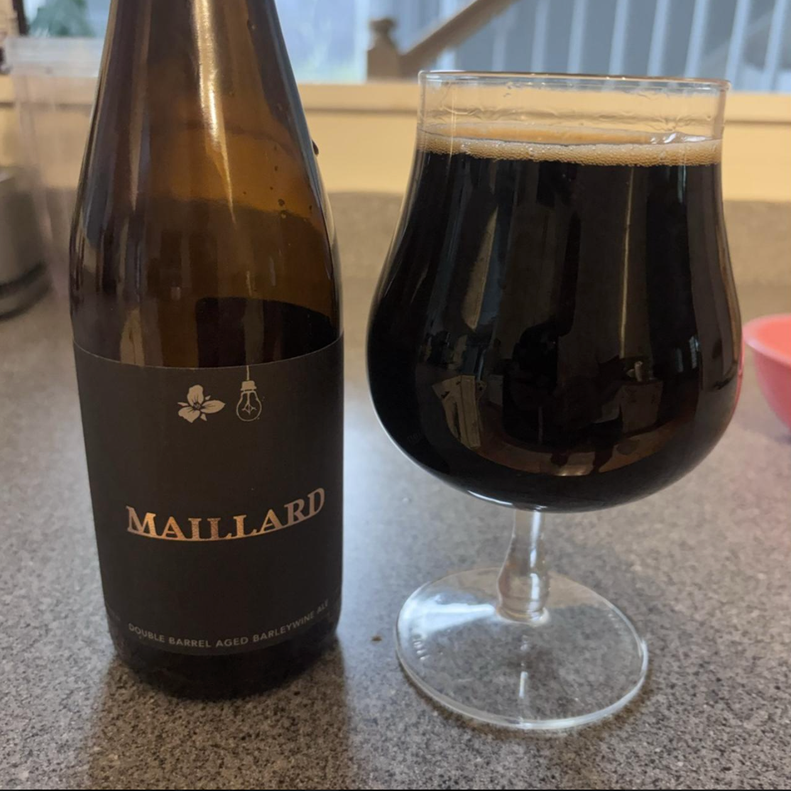 Trillium Brewing Company x Side Project Brewing – Maillard

ABV: 15,4 % | Stil: Double Barrel Aged American Barleywine | Untappd: 4,34

Maillard er et samarbejde mellem Trillium Brewing Company og Side Project Brewing. Denne eksklusive American Barleywine er brygget udelukkende med Maris Otter-malt og har lagret i mere end to år på håndplukkede bourbonfade – først ét år på det første fad og derefter endnu ét år på et nyt bourbonfad. Resultatet er en usædvanligt kompleks barleywine, hvor maltens dybde og fad