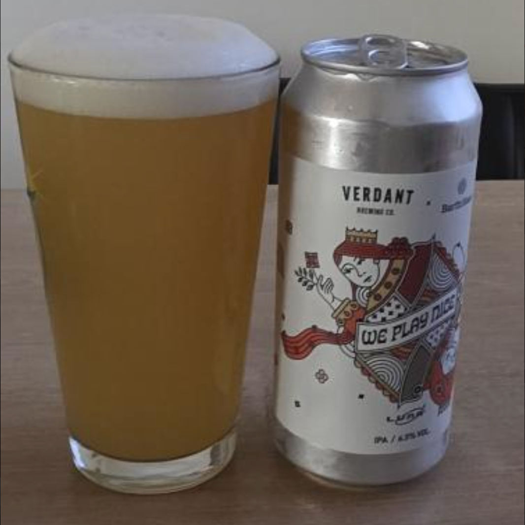 Verdant Brewing Co. – We Play Nice

ABV: 6,5 % | Stil: New England / Hazy IPA | Untappd: 4,06

En klassisk Verdant NEIPA brygget for at fremhæve den nye humlesort Luna. For at lade Luna stå i centrum har Verdant bygget øllen op omkring den velkendte kombination af Citra og Mosaic, som giver en blød og ekstremt juicy base.
