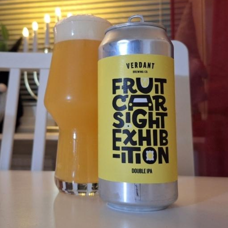 Fruit Car Sight Exhibition er en fyldig og saftig Double New England IPA med Citra-humle i centrum.